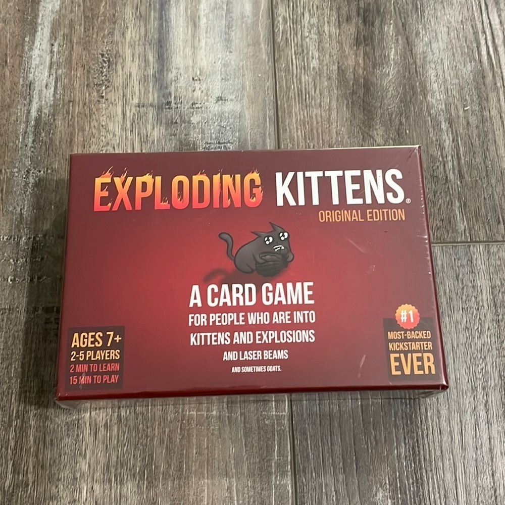 New Exploding Kittens Card Game Ages 7 + Up